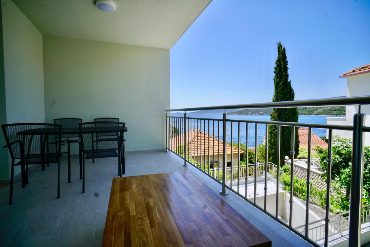 Trogir-Luxury Villa Sapphirus Seget Vranjica Eksteriør billede